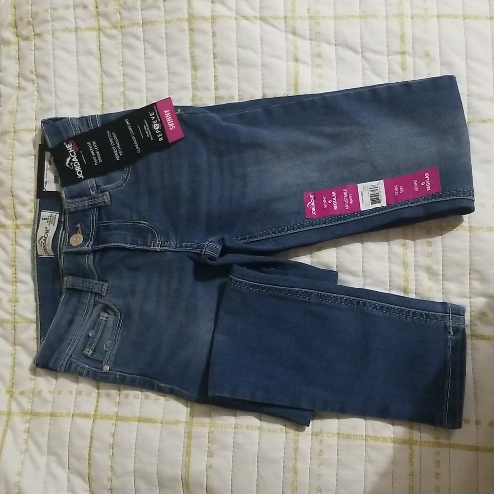 Shirt Skinny Jeans & Socks